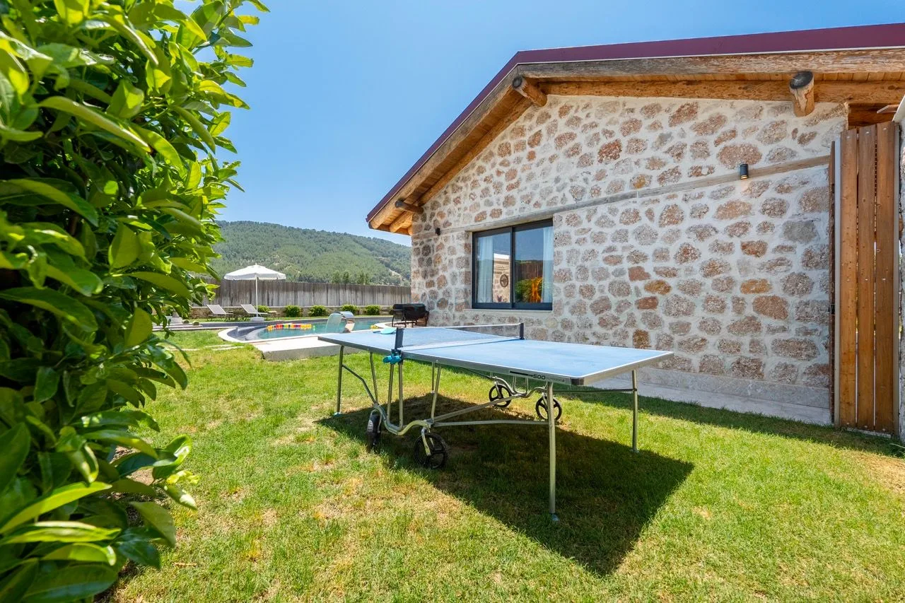 Villa Topçu Stone