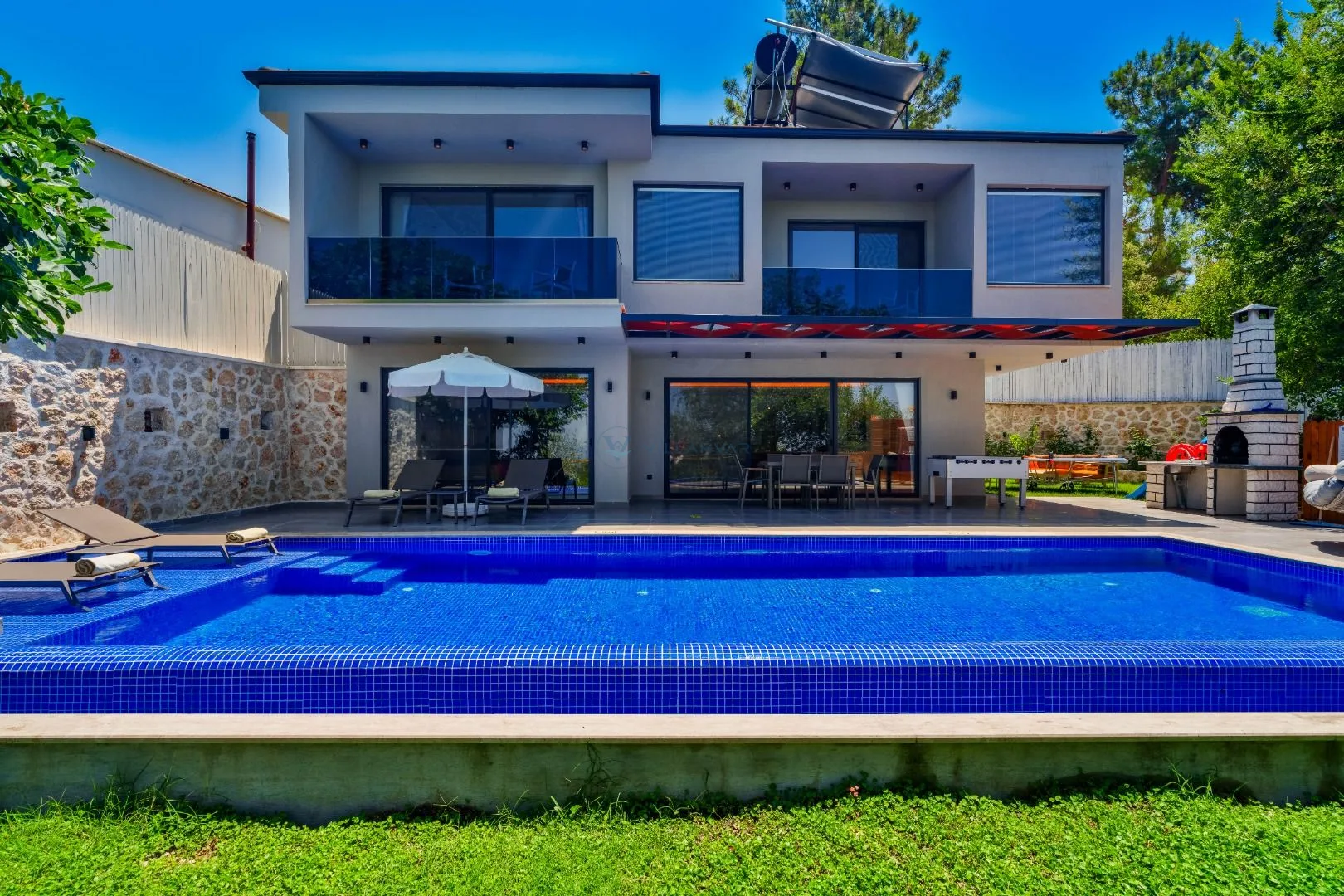 Villa Lalin Üzümlü