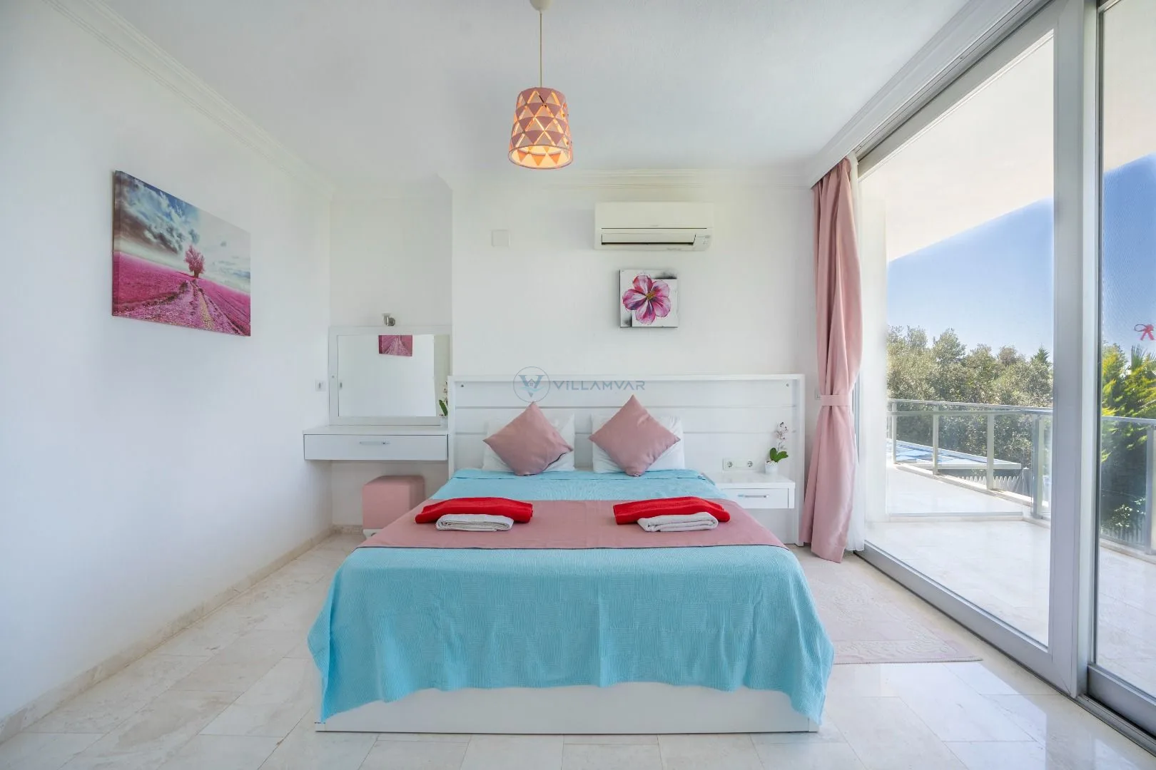 VR Villa Lider