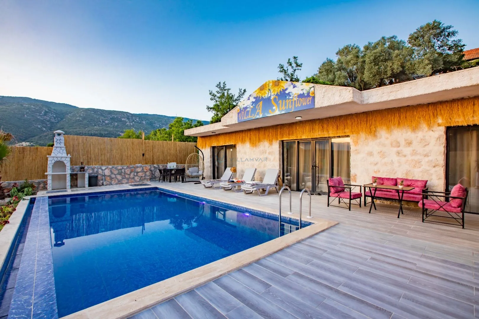 Villa Sunflower