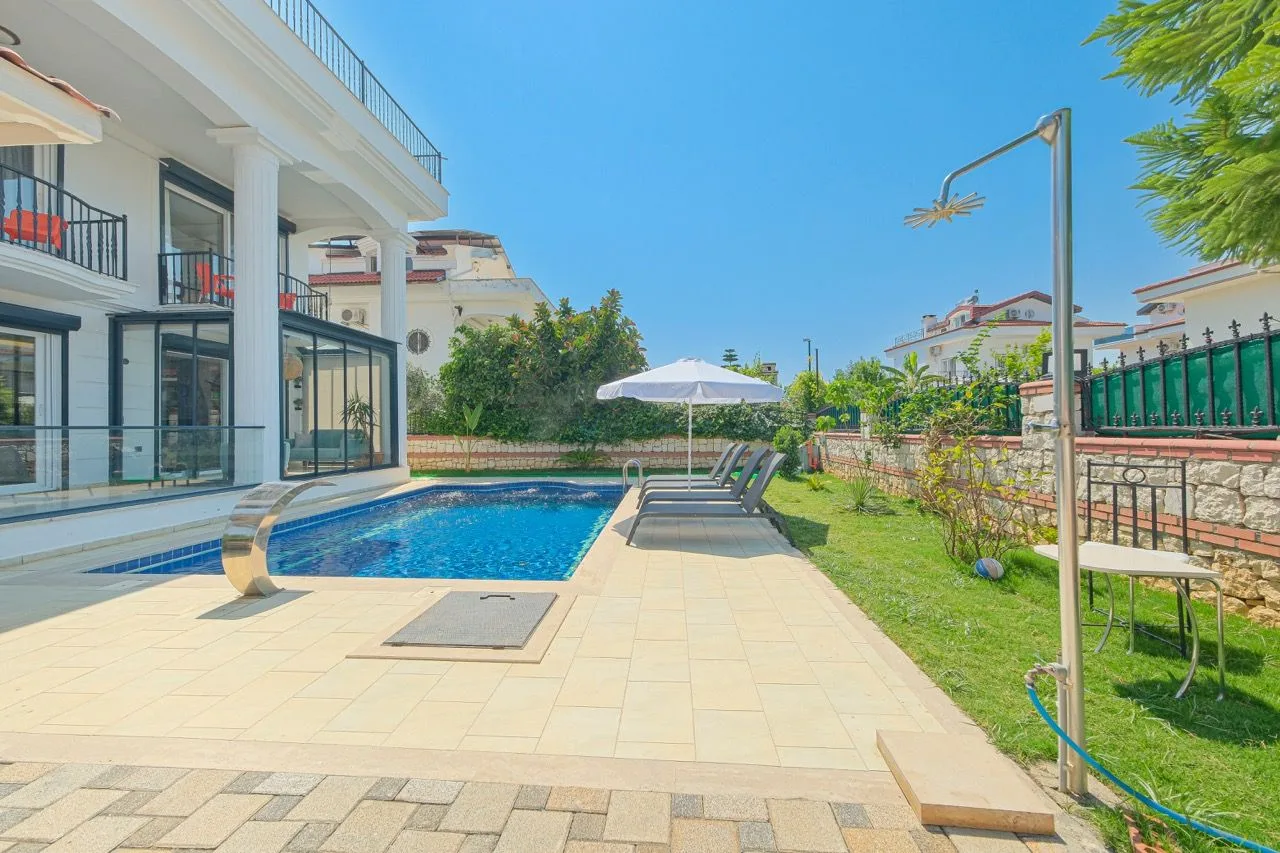Serenity Villaları