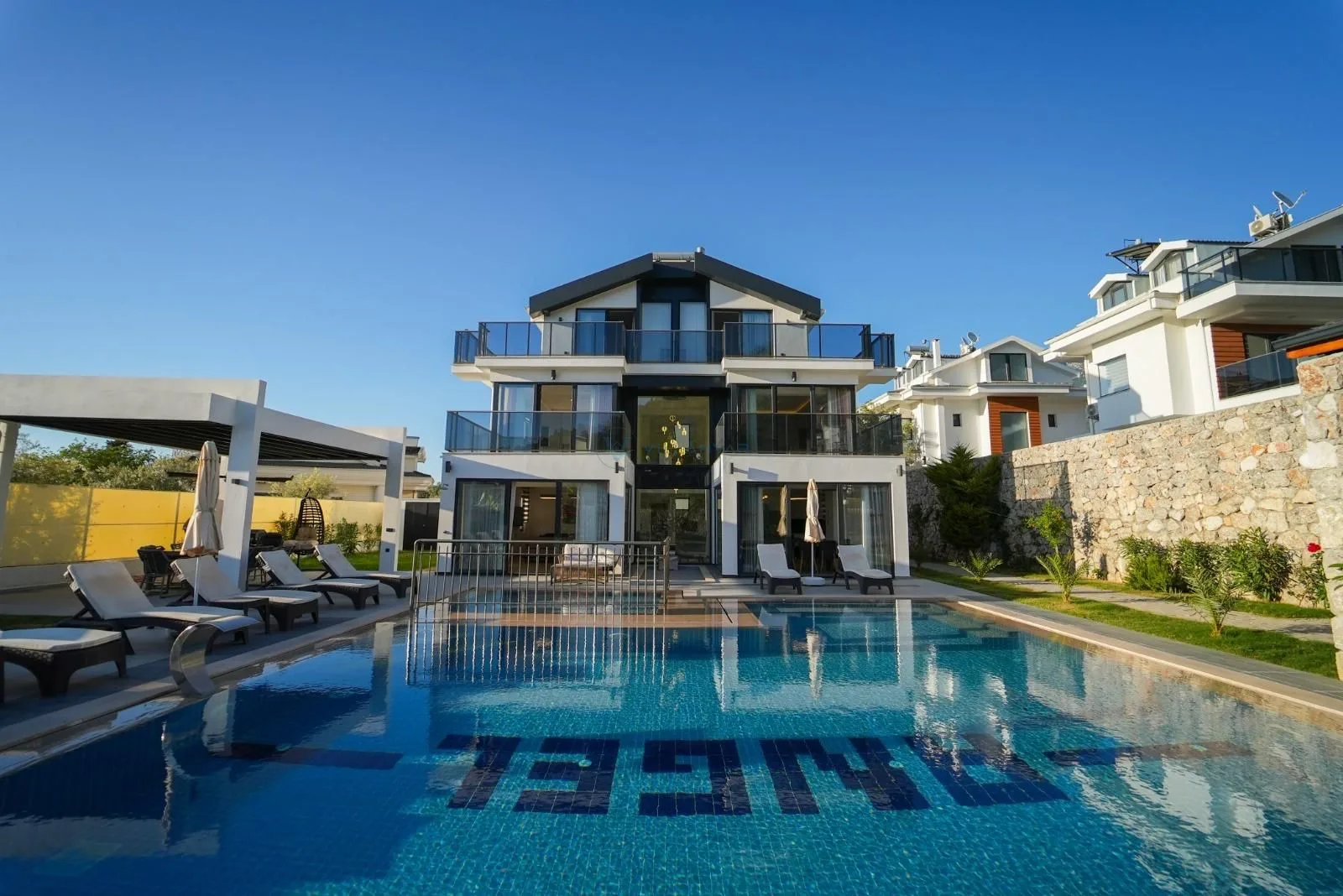 Villa Balkira