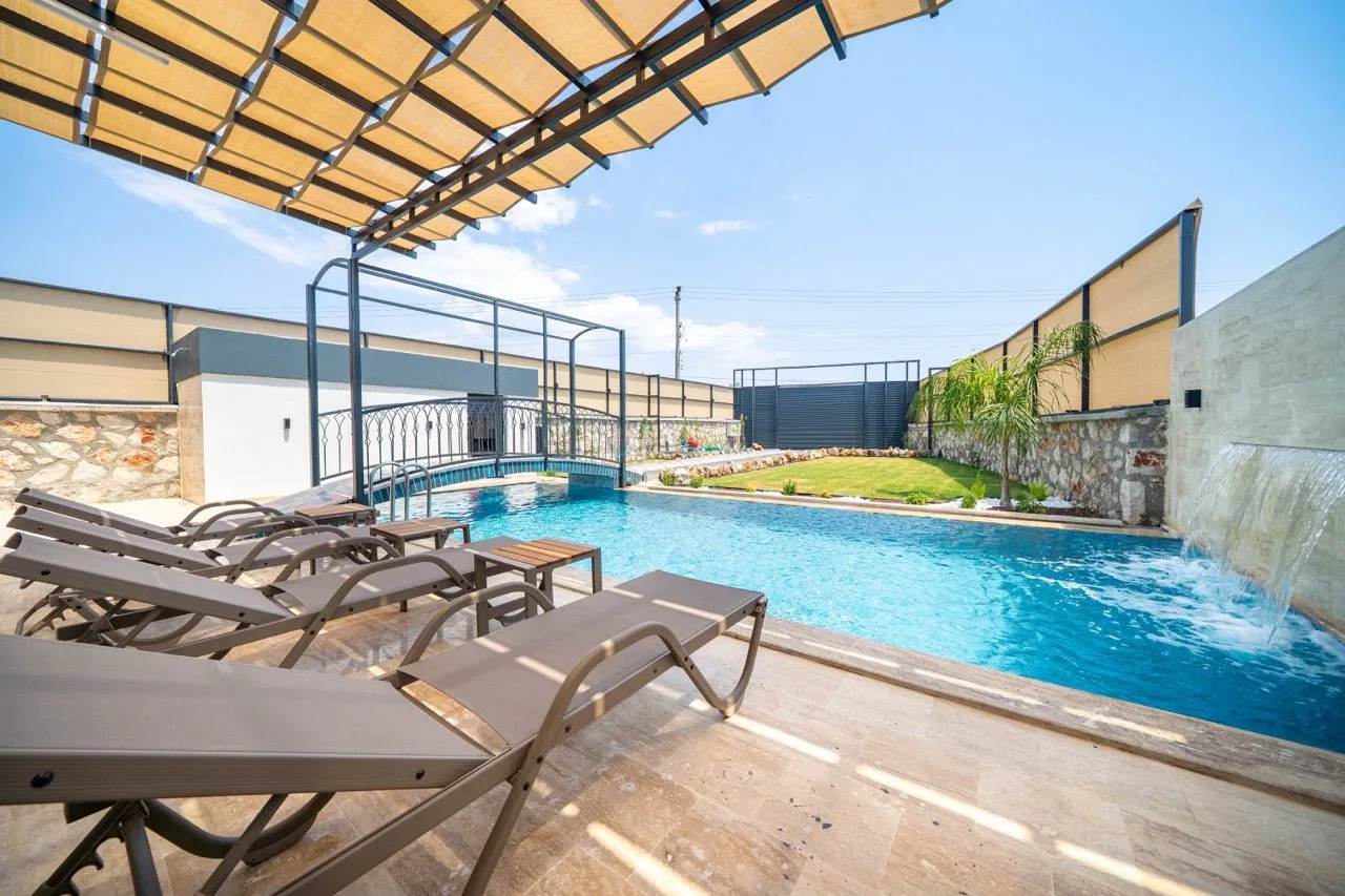 Villa Genesis 2