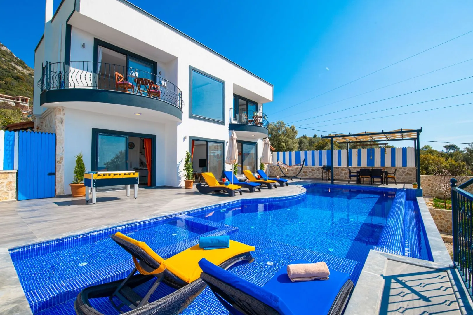 Villa Mert Akbel