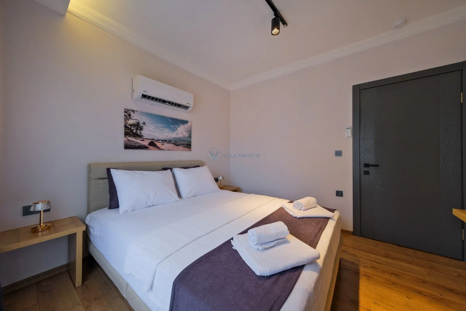 Light Suite Apart 5