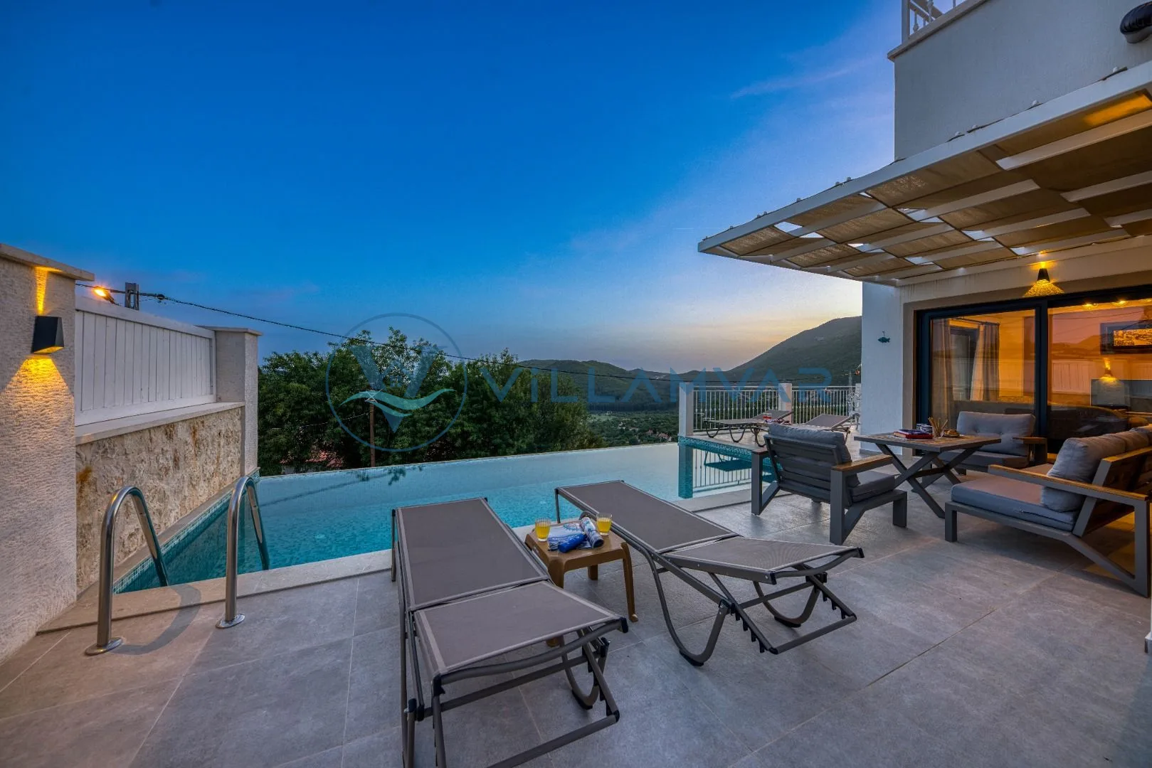 Villa Orientes