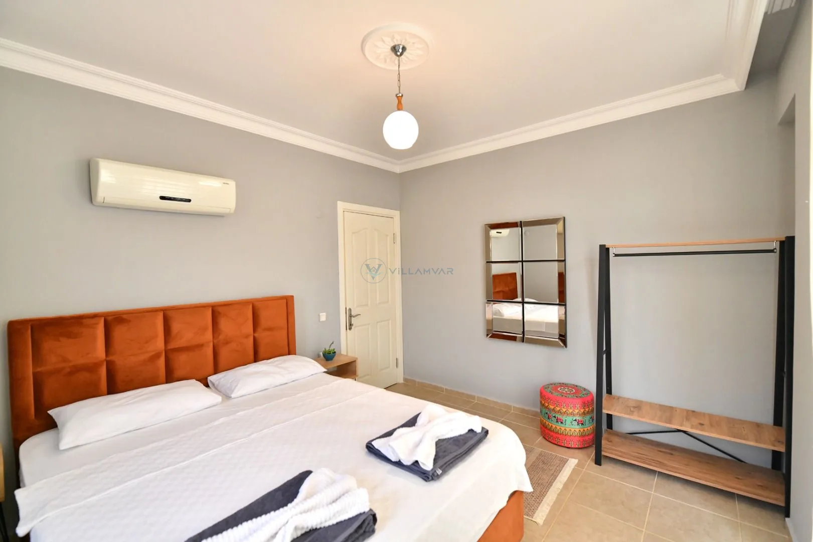 Villa Almond Duo