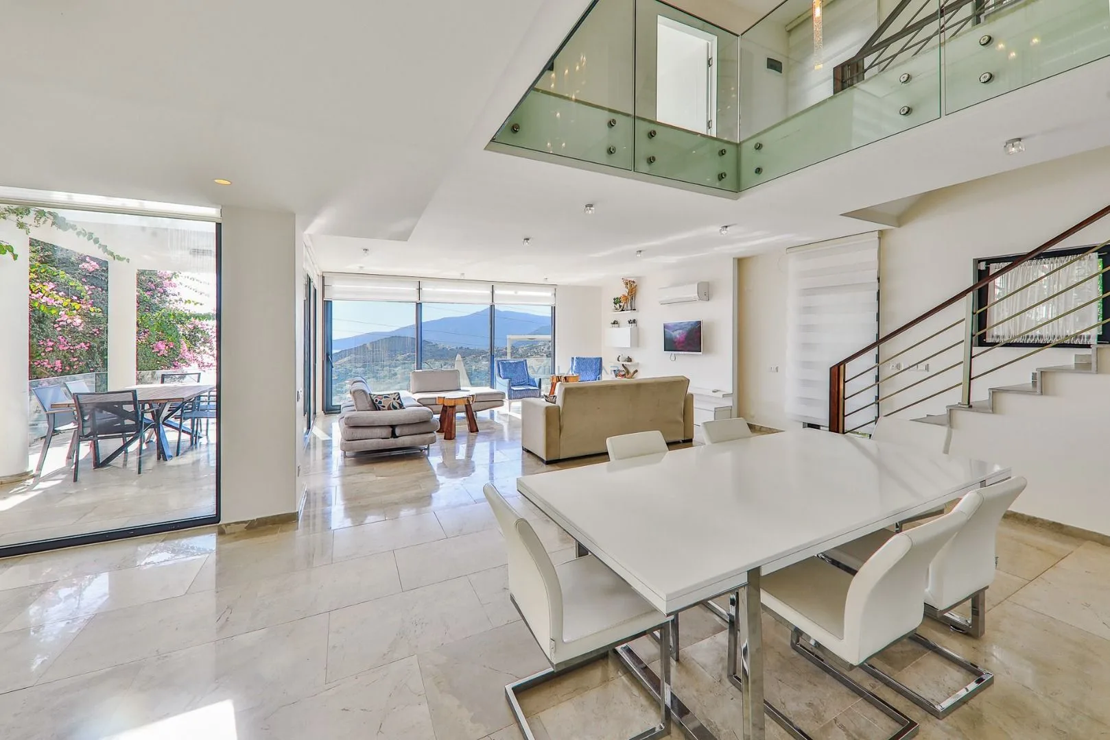 Villa Swan