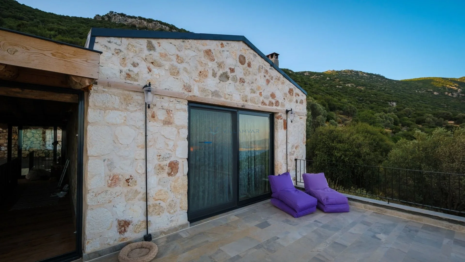 Villa Silver House