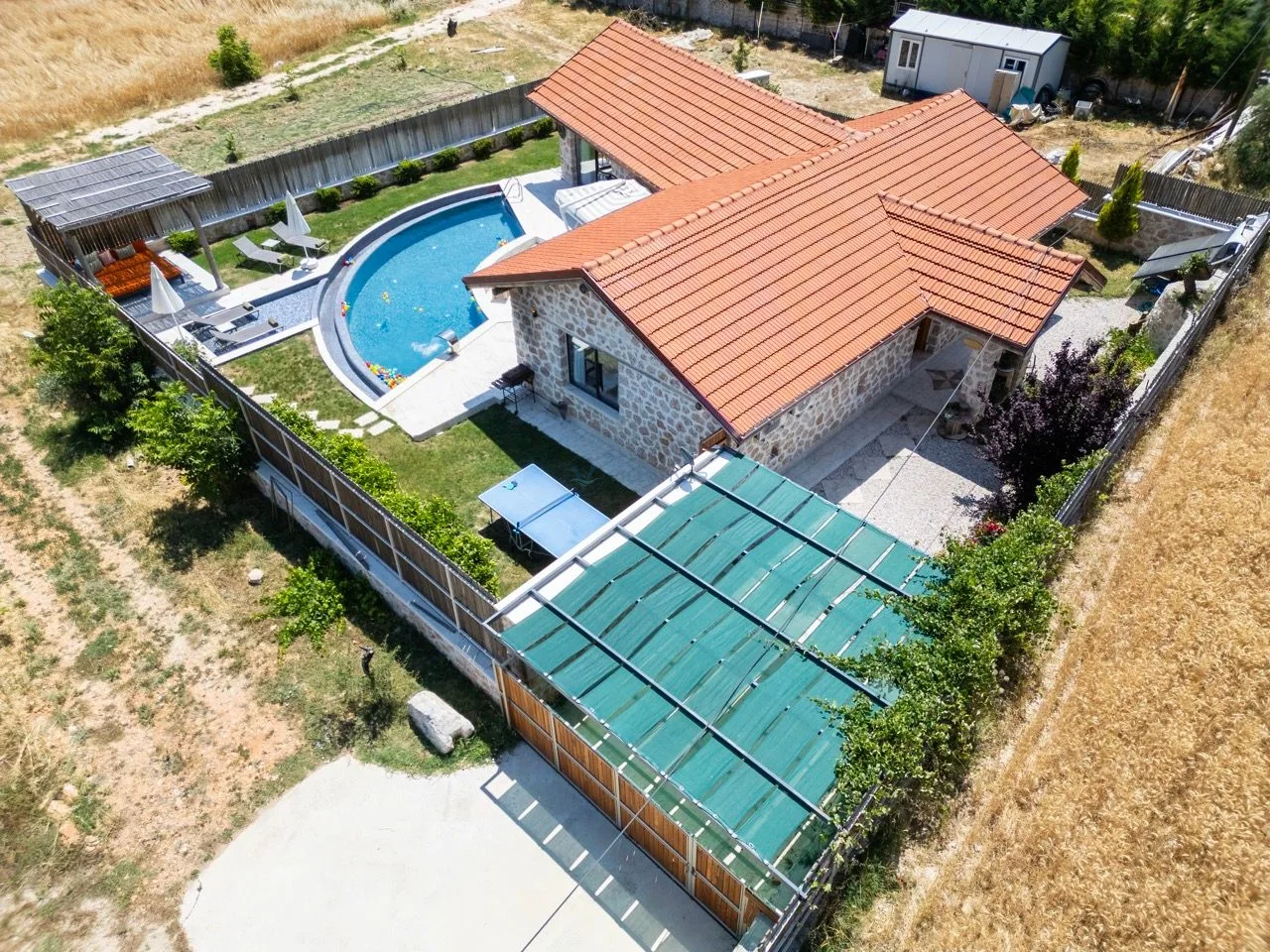 Villa Topçu Stone