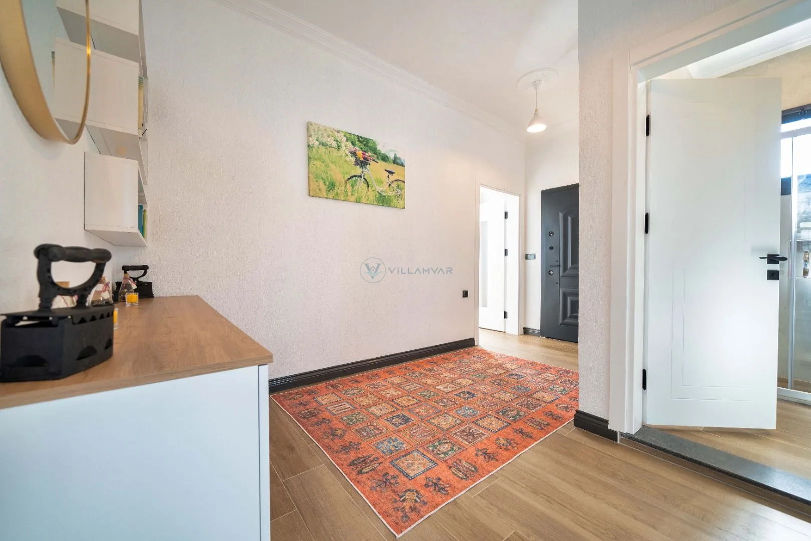 Villa Present