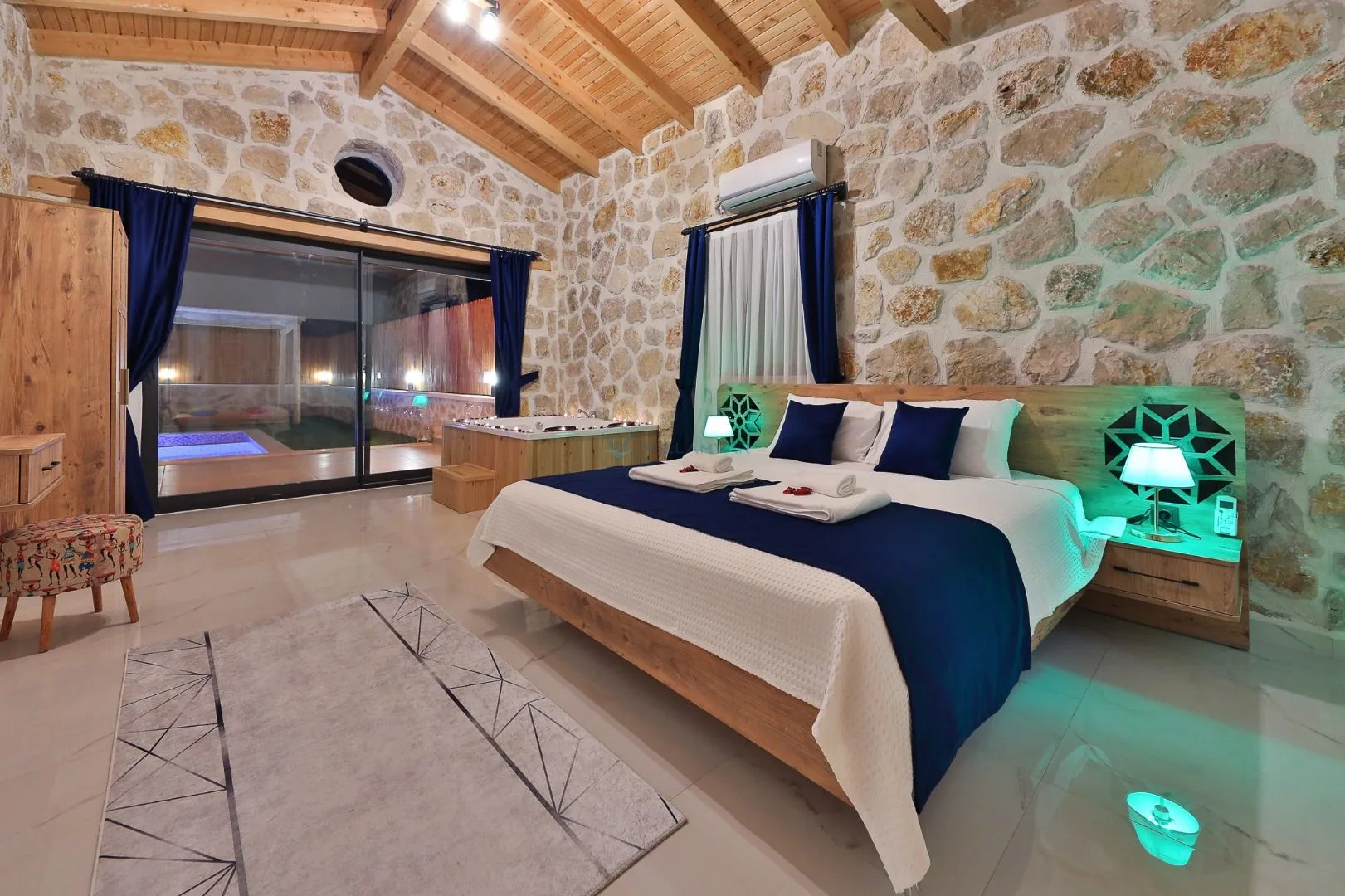 Villa Mebika