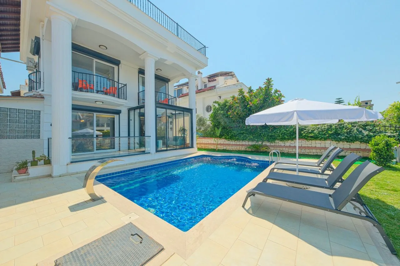 Serenity Villaları