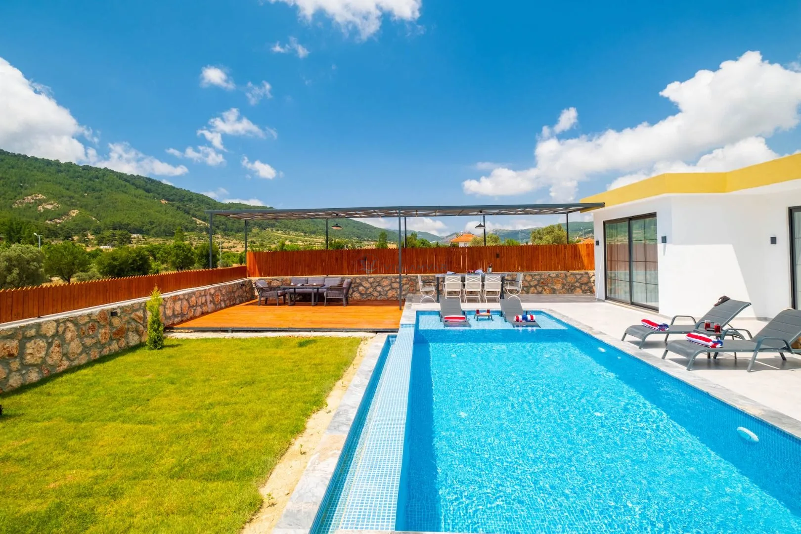 Villa Mavin 2