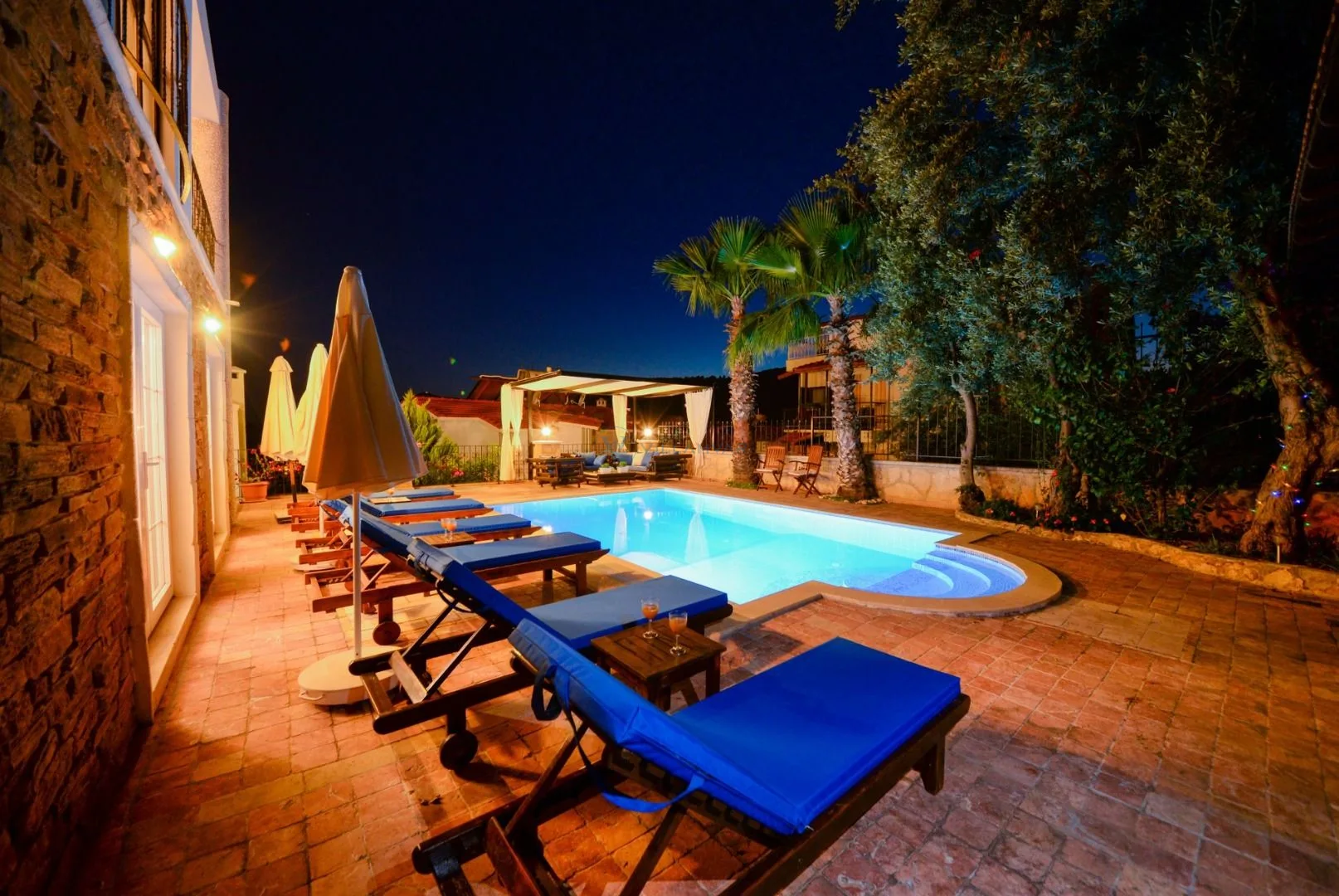 Villa Efsane Kiralama