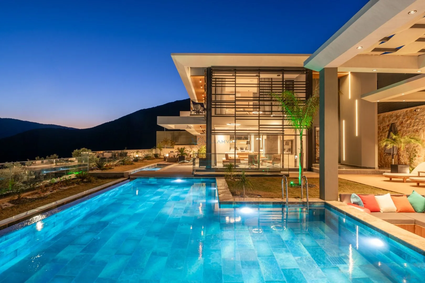 Safran Rental Kalamar