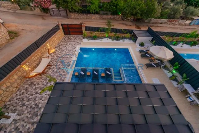 Villa Fullmoon