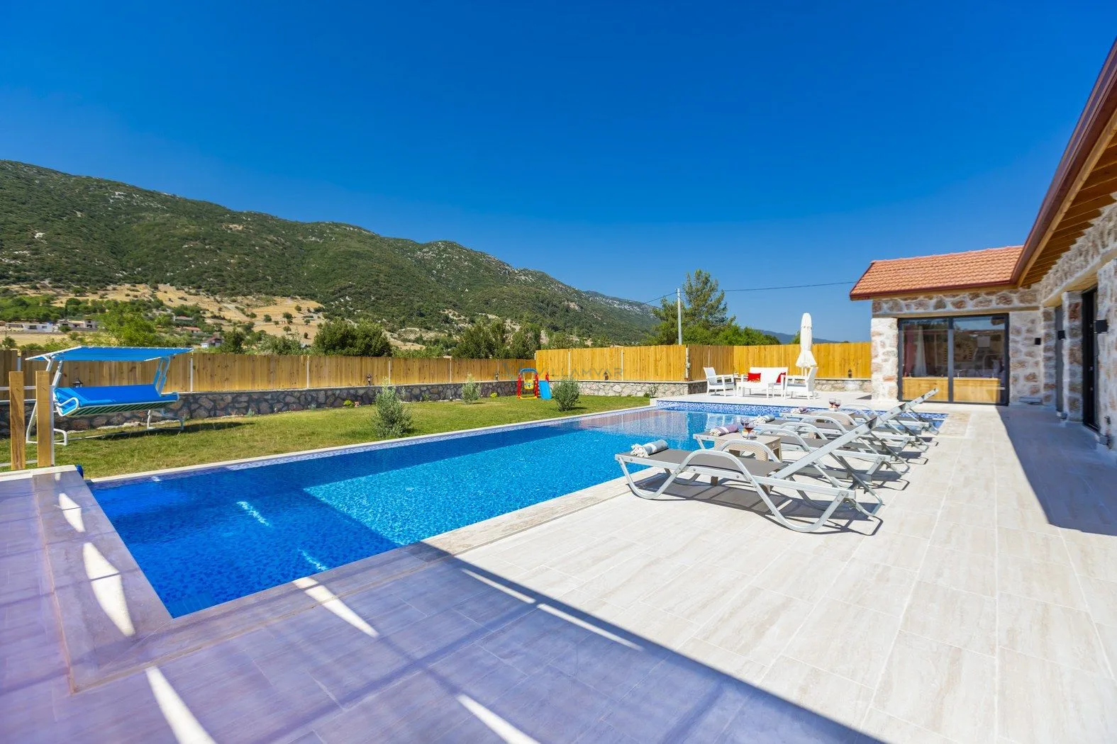 Villa Blue Bird