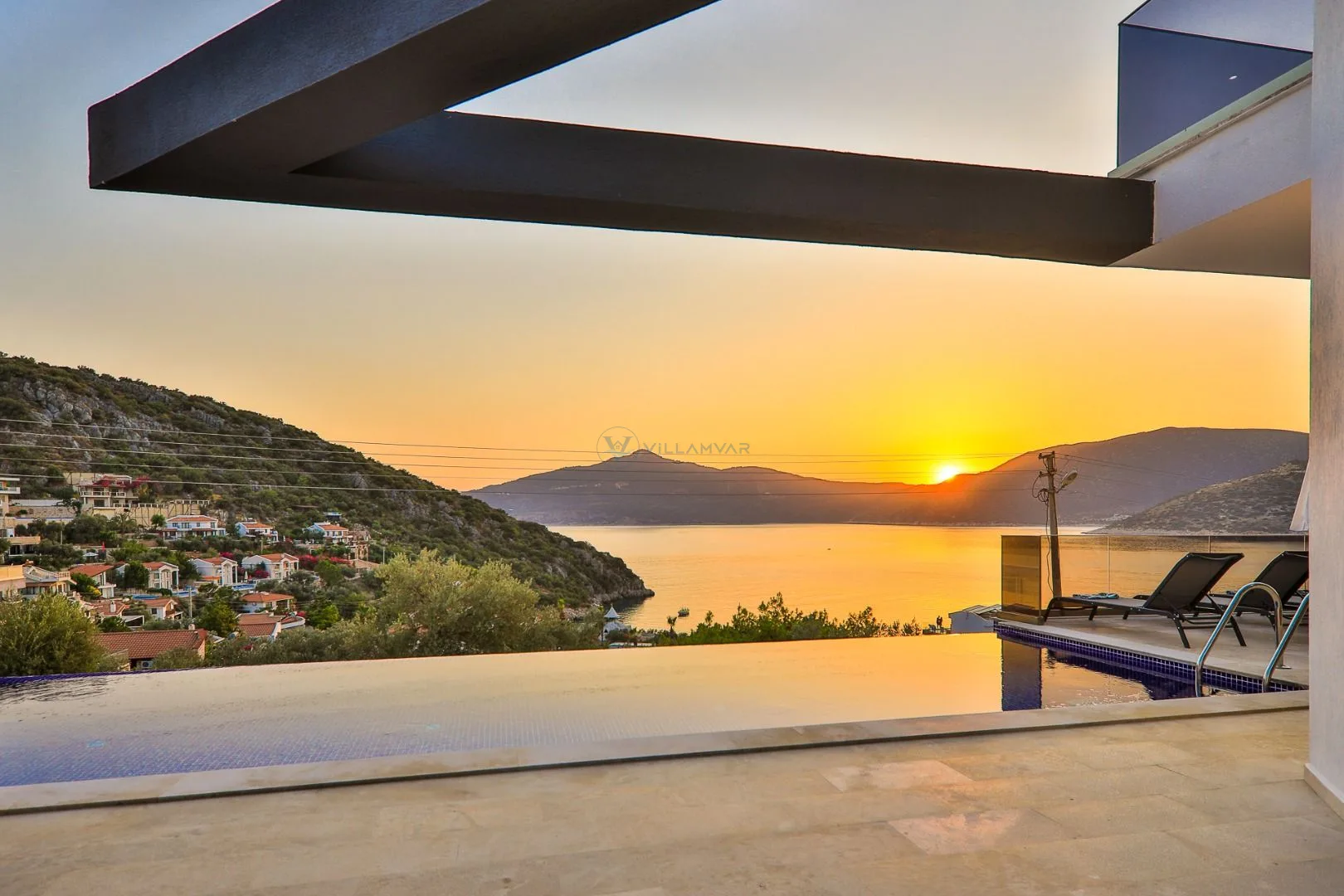 Villa Loca Kışla