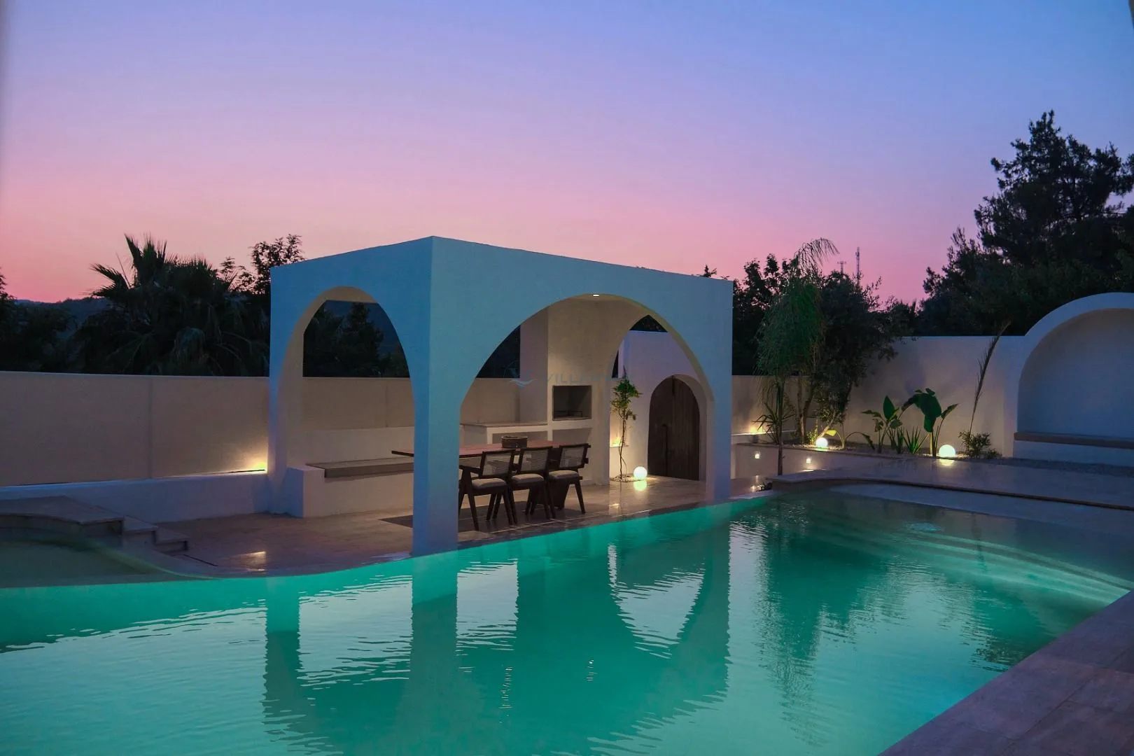 Villa Neonix