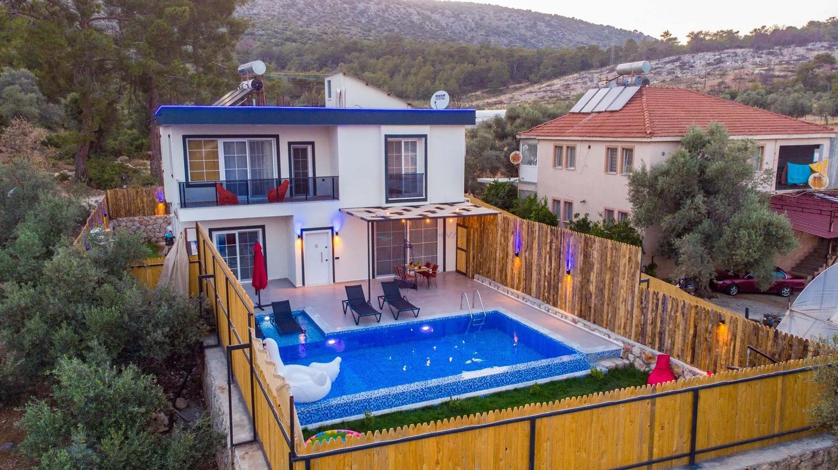 Villa Pine Garden