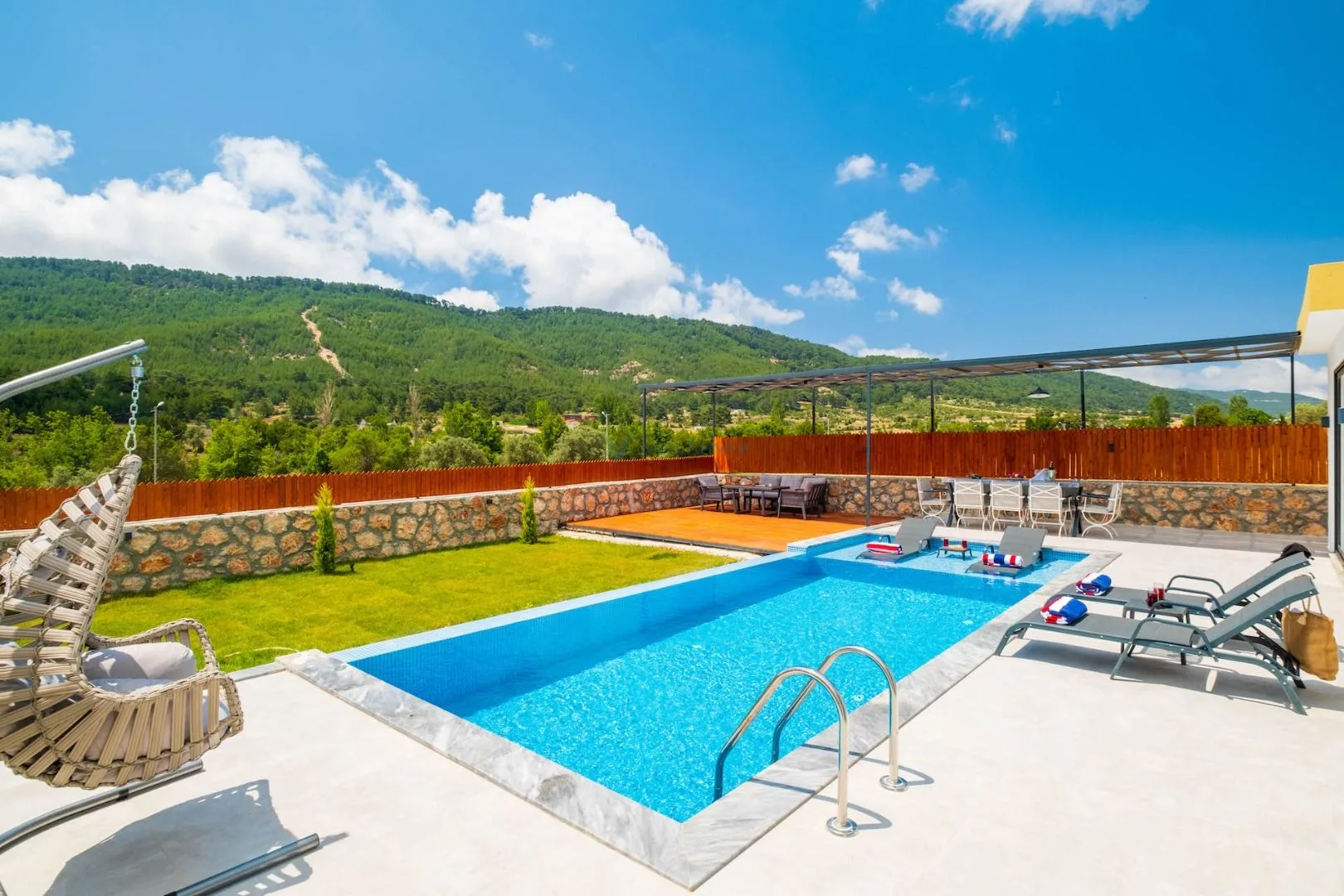 Villa Mavin 2