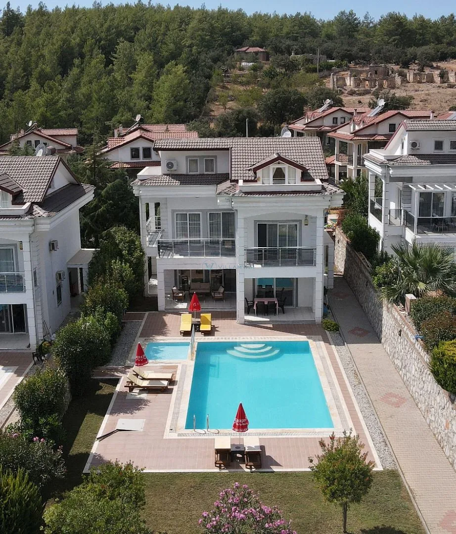 Villa Dera 2