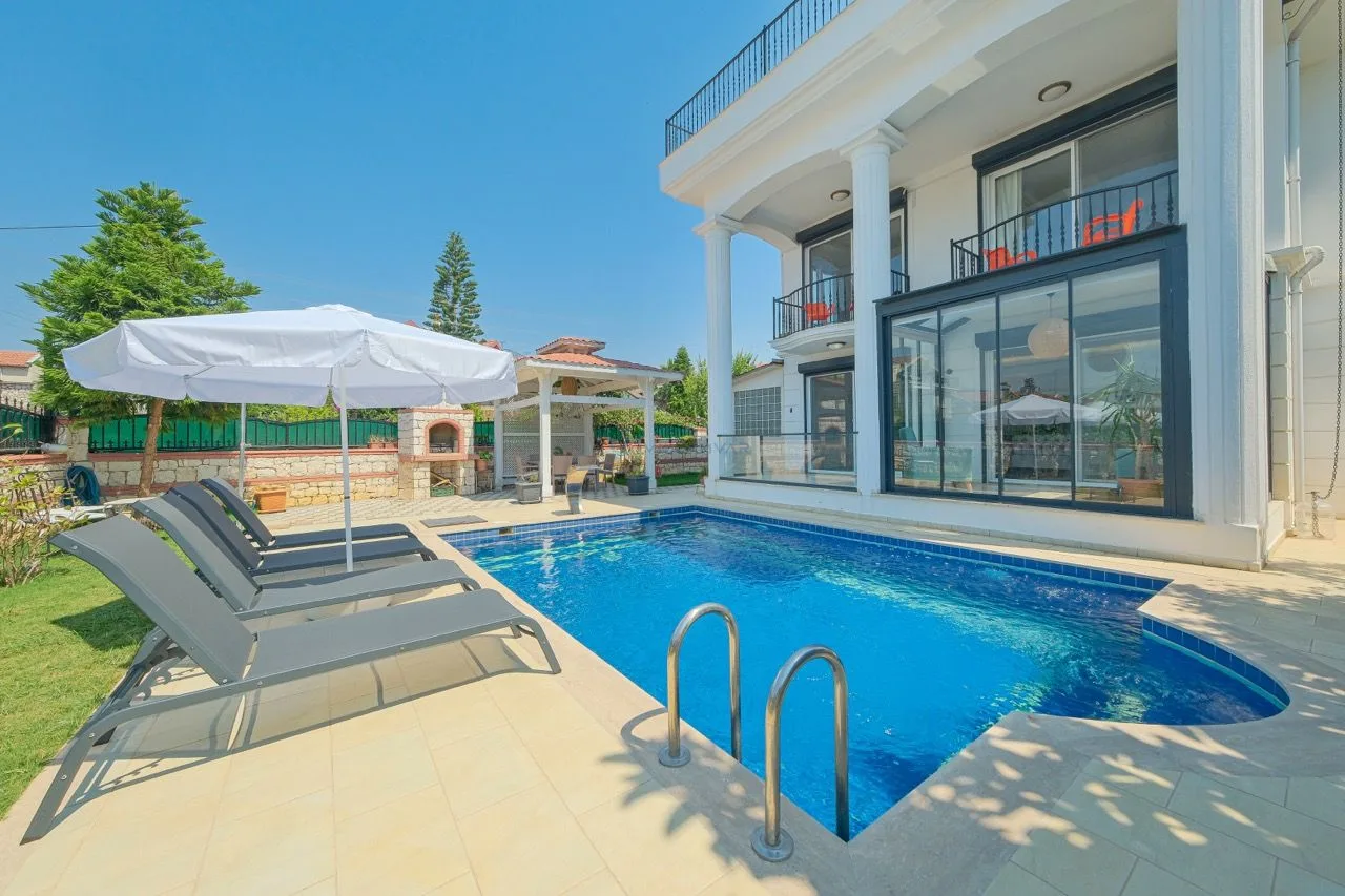 Serenity Villaları