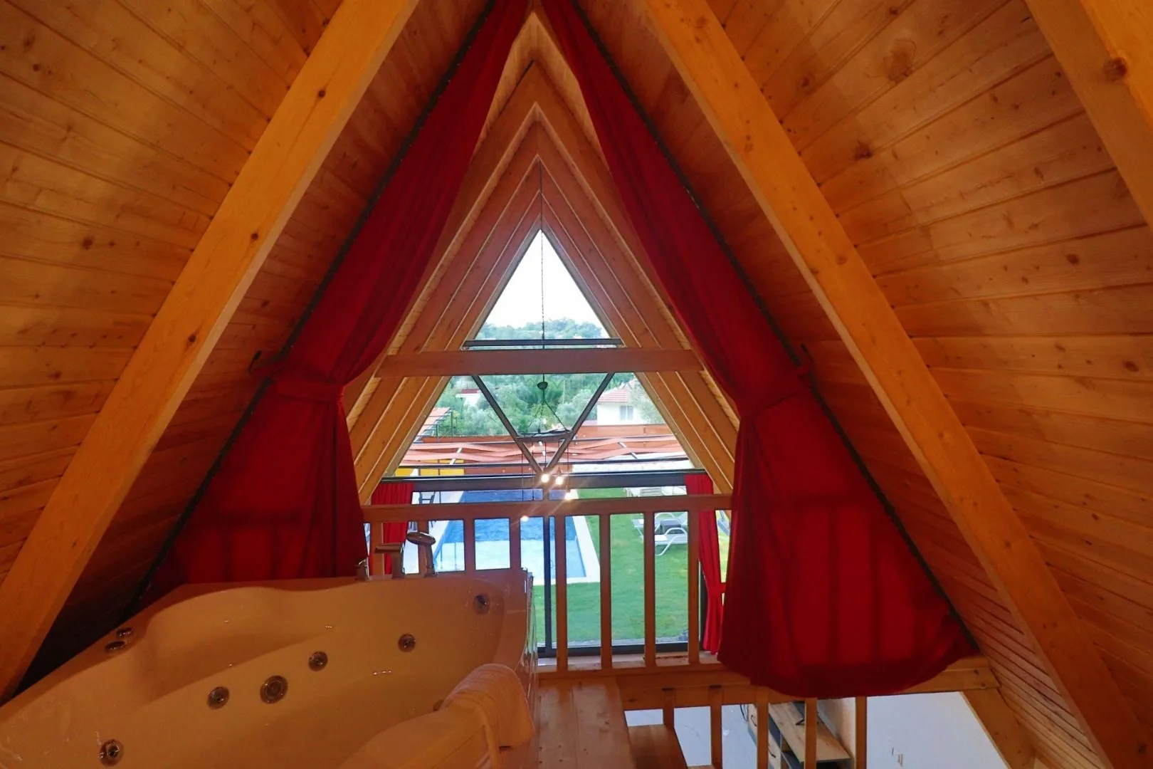 Villa Aşkhane Meşkhane