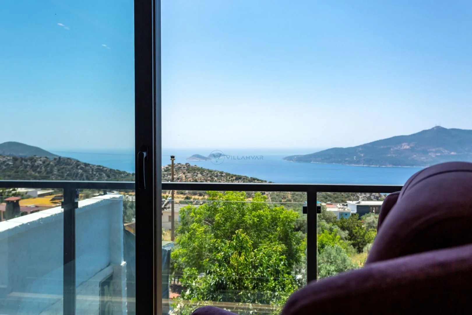 Villa Gold Moon