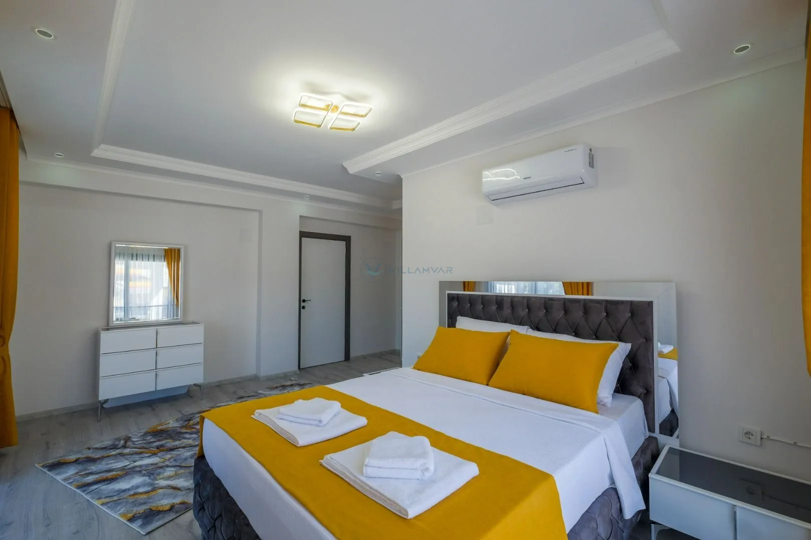 Villa Maske Duo