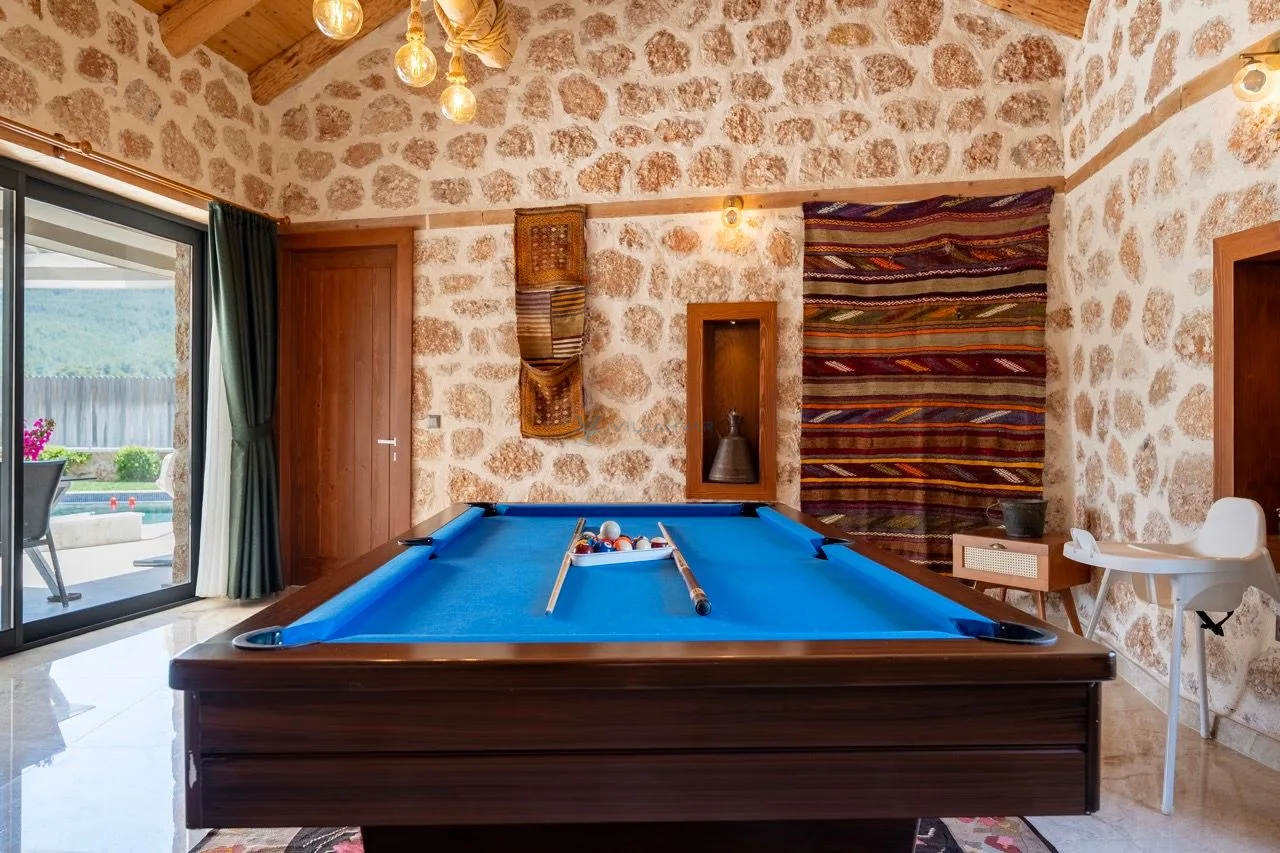Villa Topçu Stone