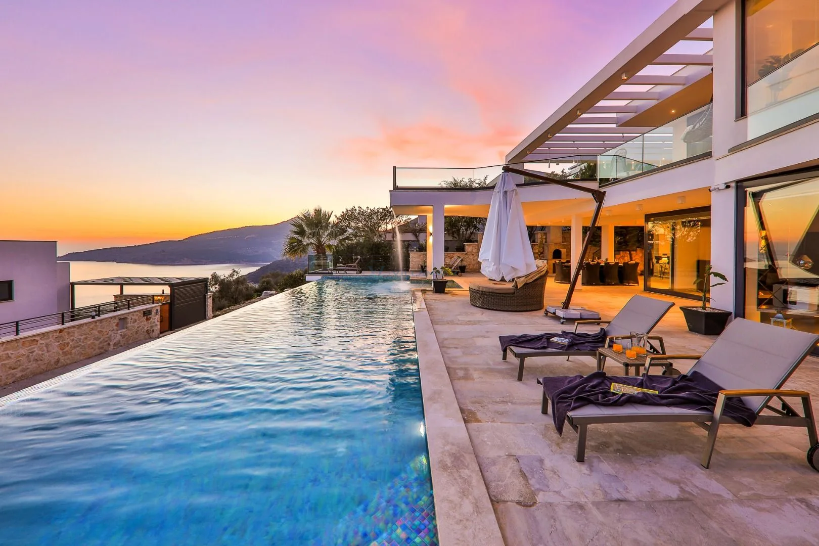 Villa Lavonya