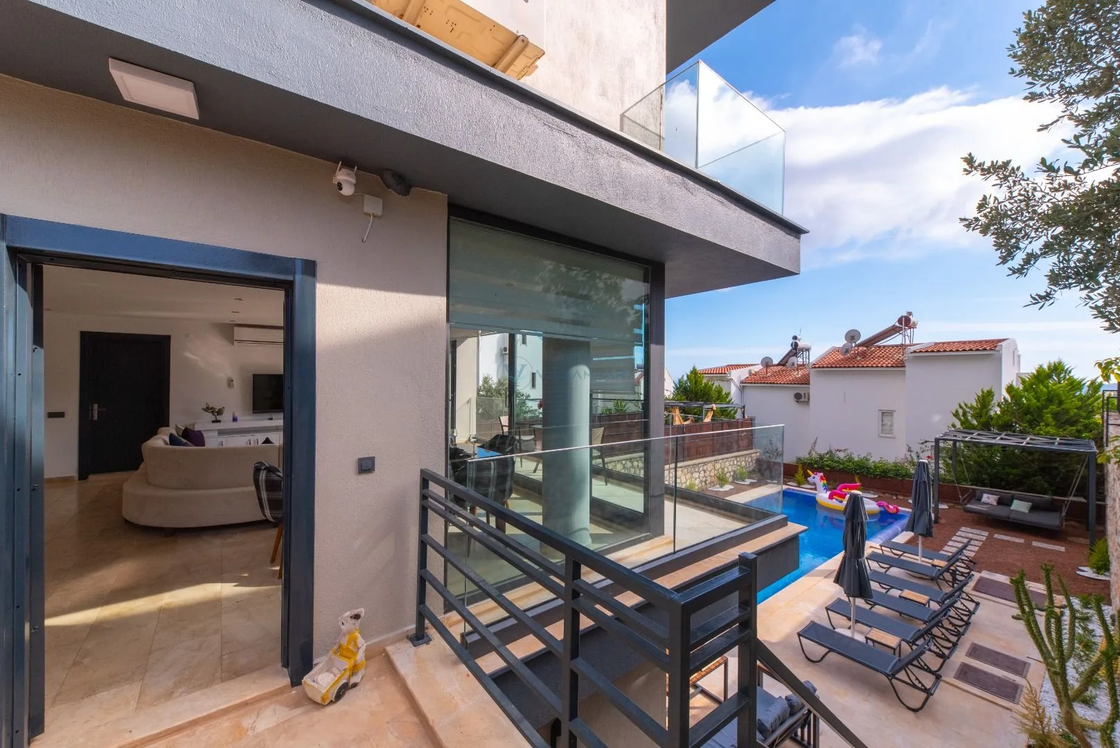 Villa City