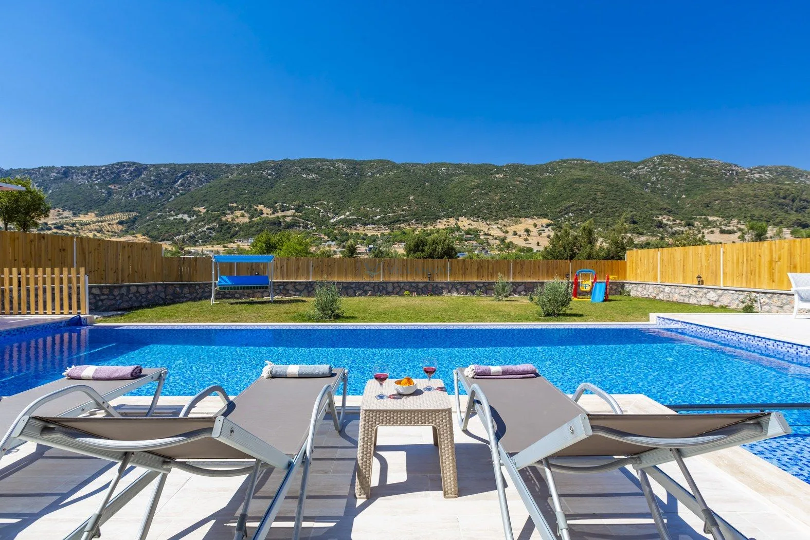 Villa Blue Bird