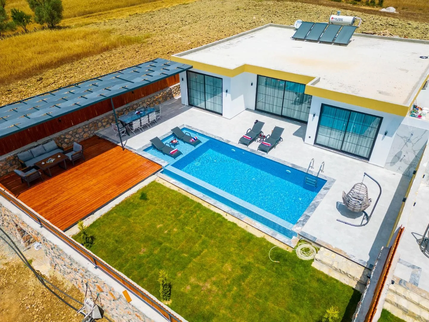 Villa Mavin 2