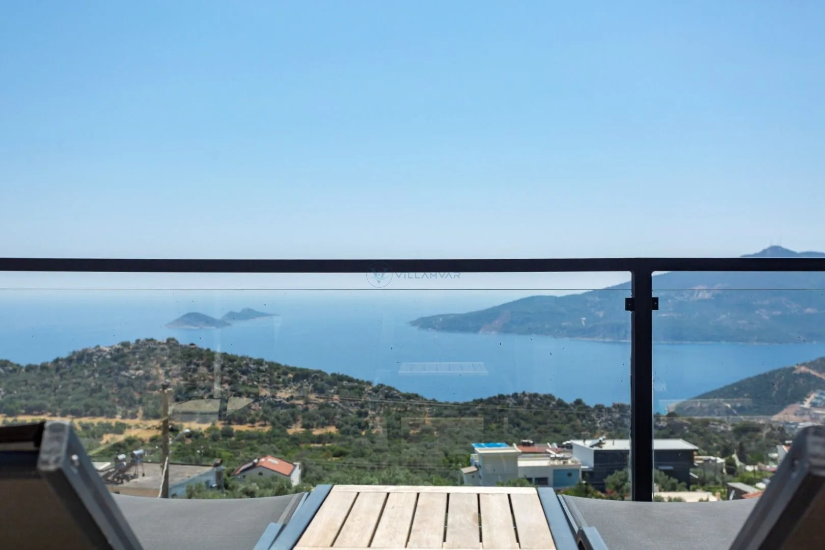 Villa Gold Moon