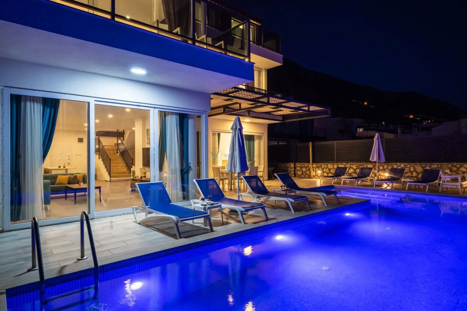 Villa Platos