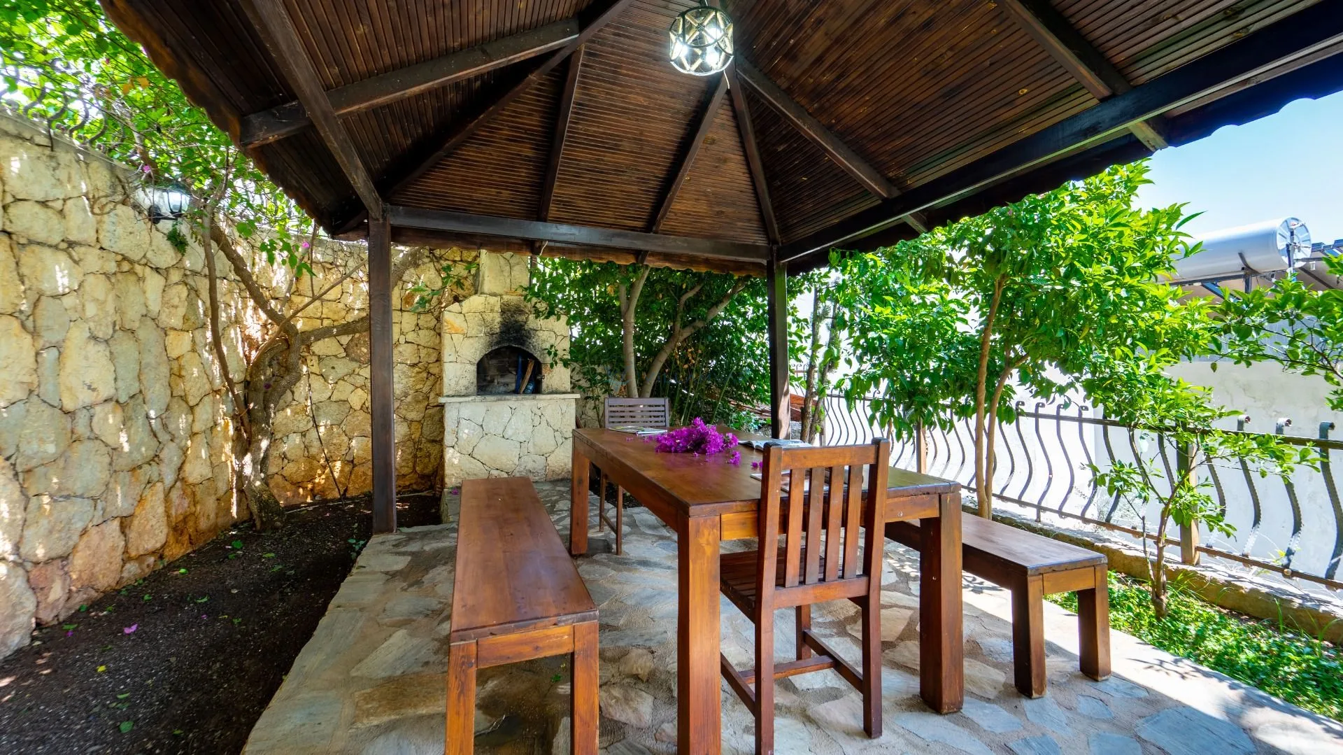 Villa Elfuze