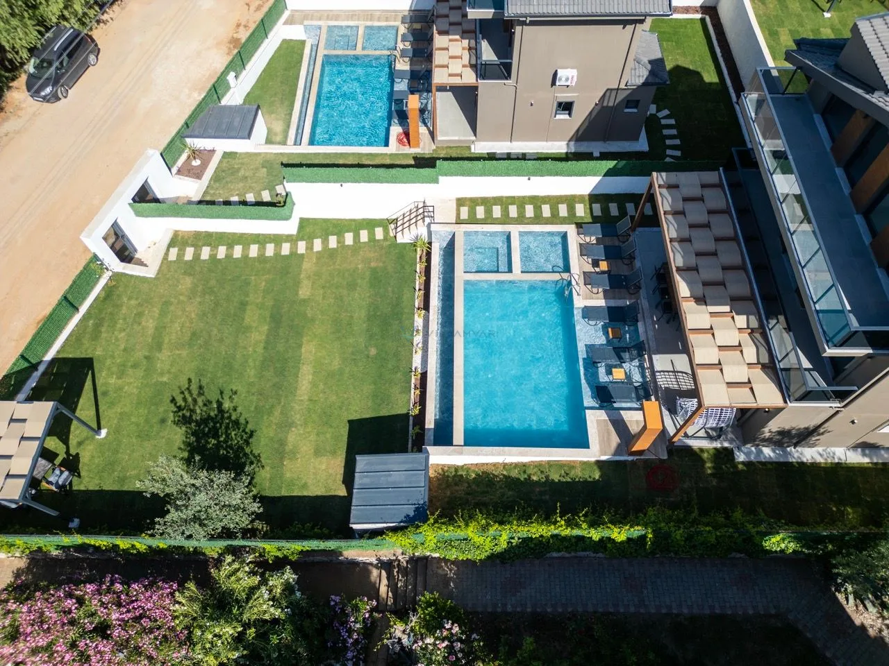 Villa Ay Luxe