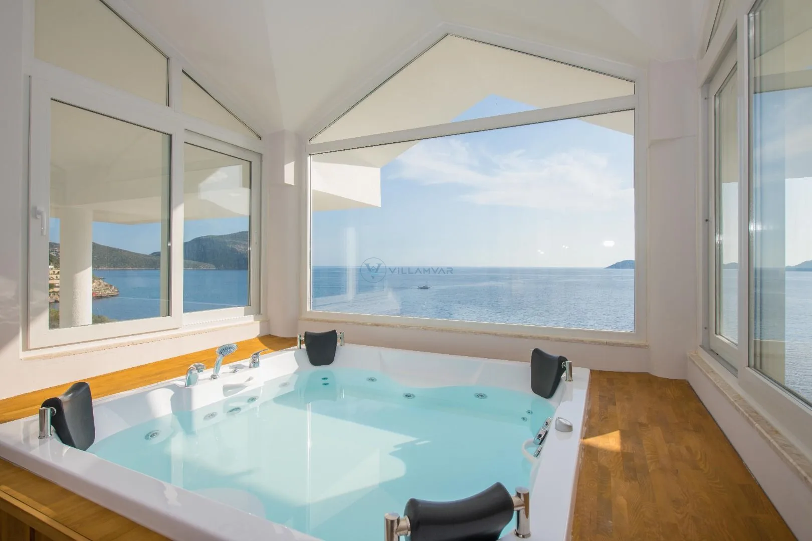 Villa Elena 2