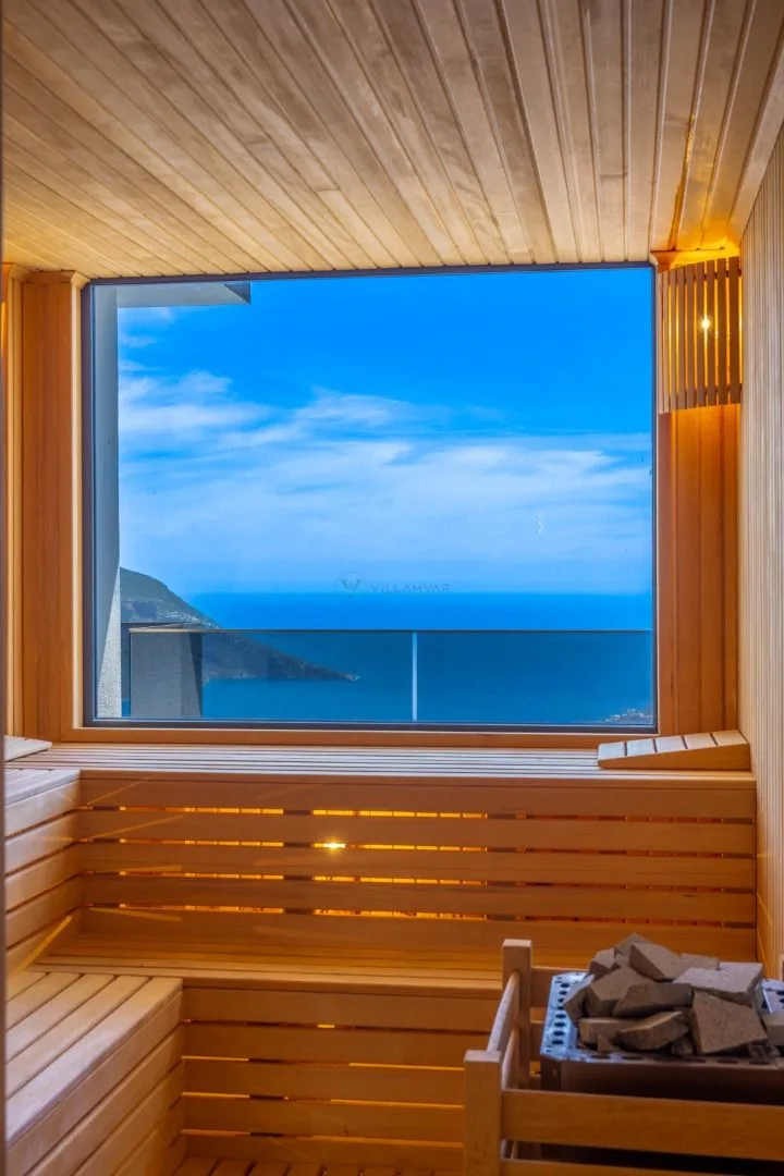 Villa Elit 3 Soldaki