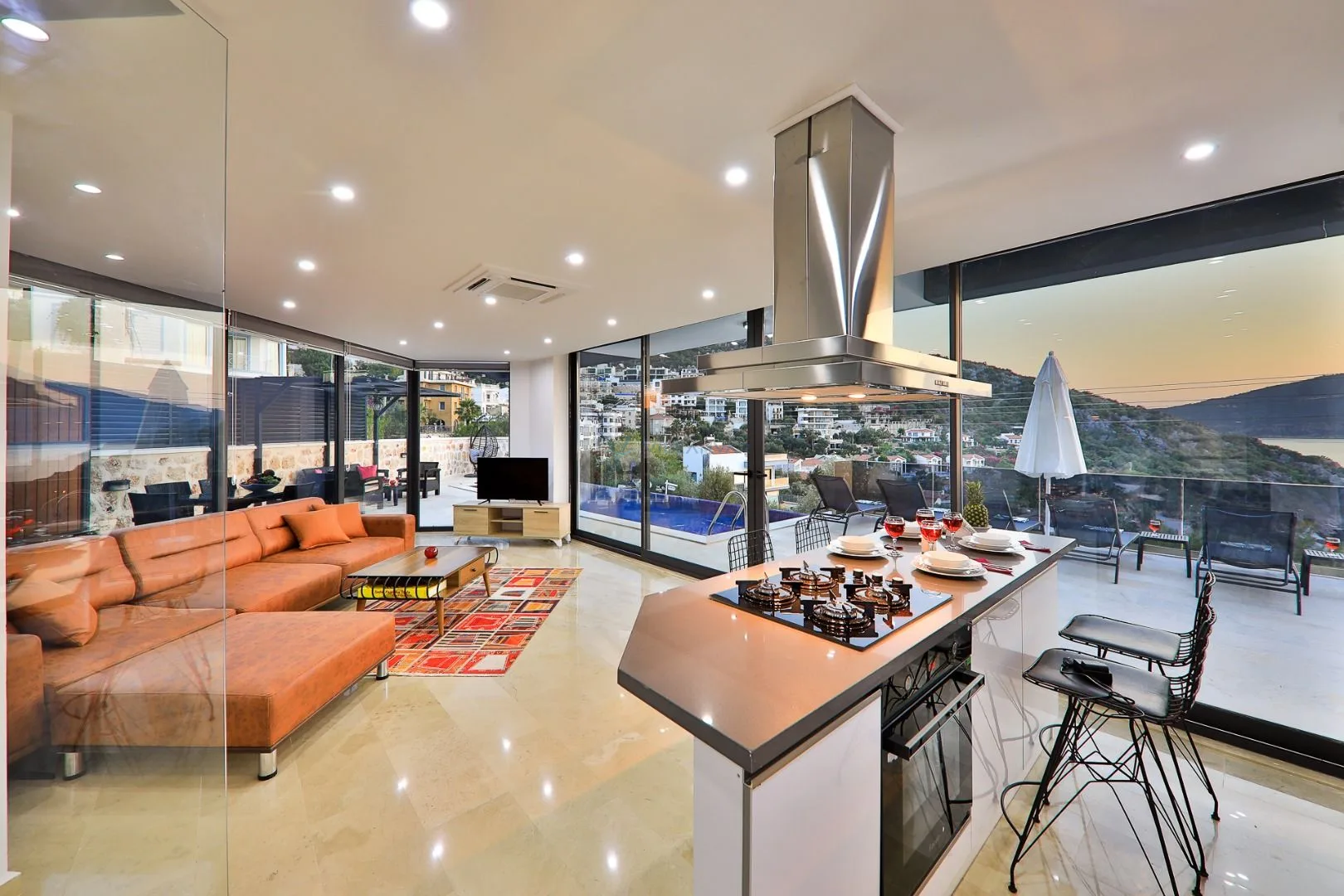 Villa Loca Kışla