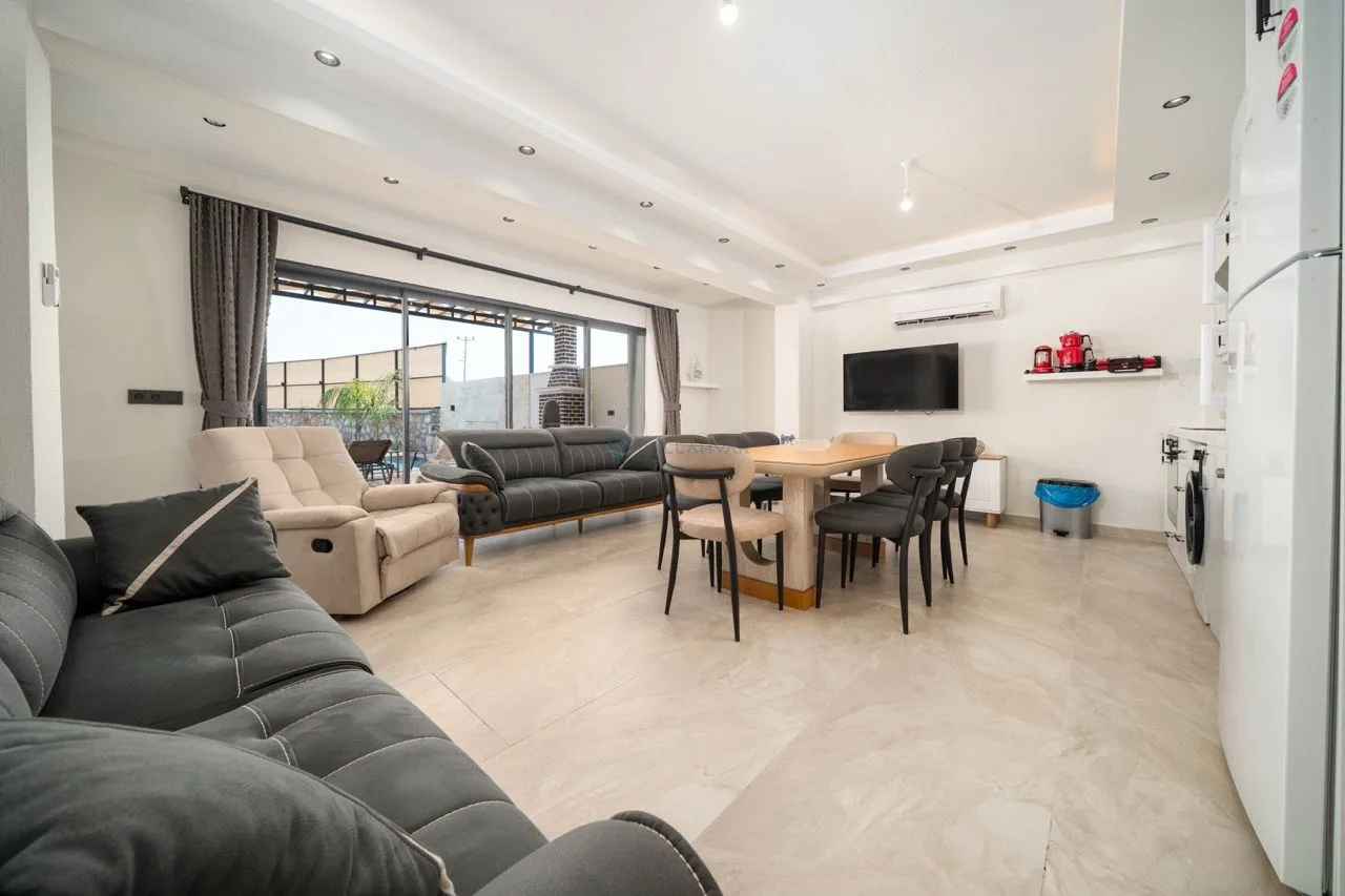 Villa Genesis 2