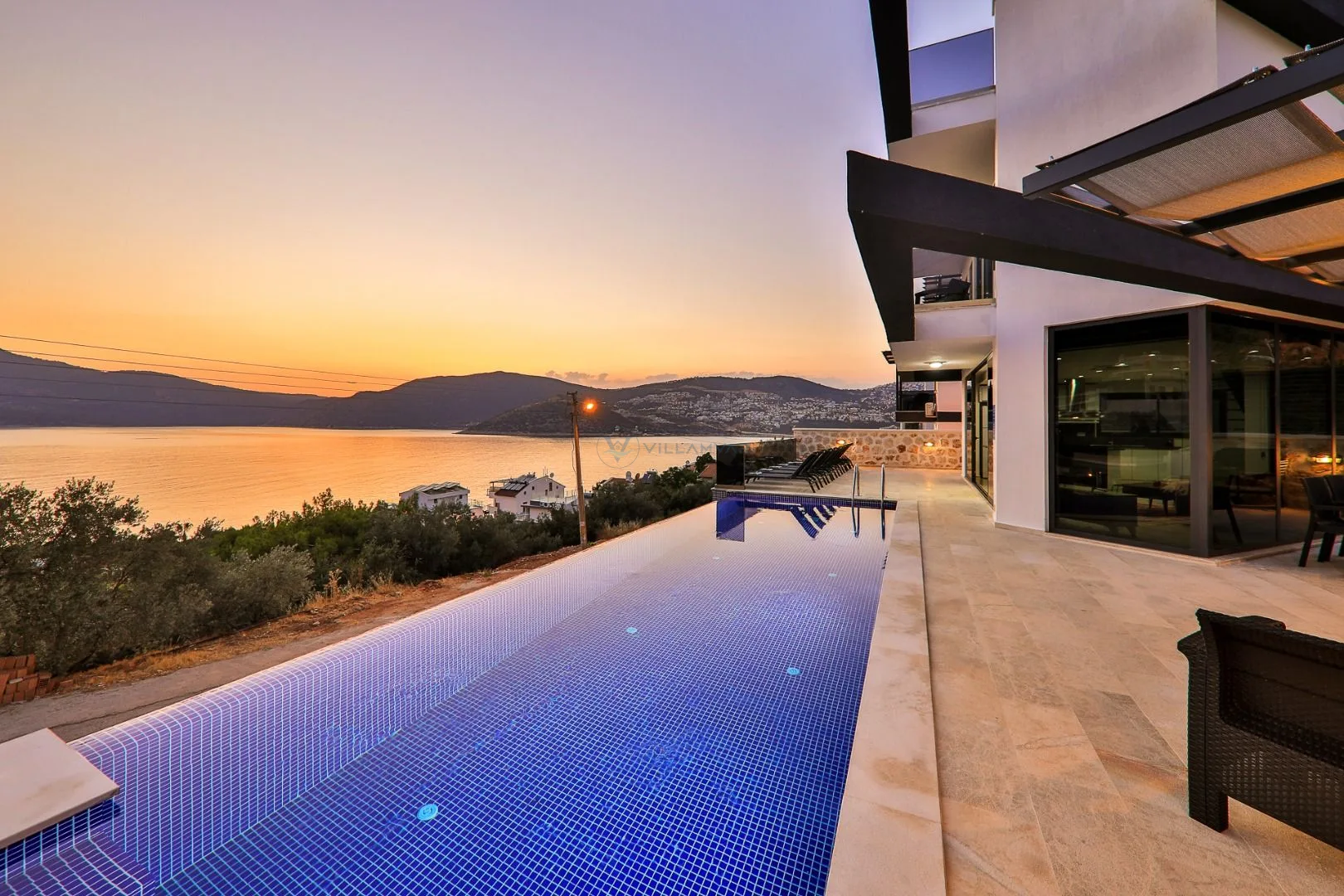 Villa Loca Kışla