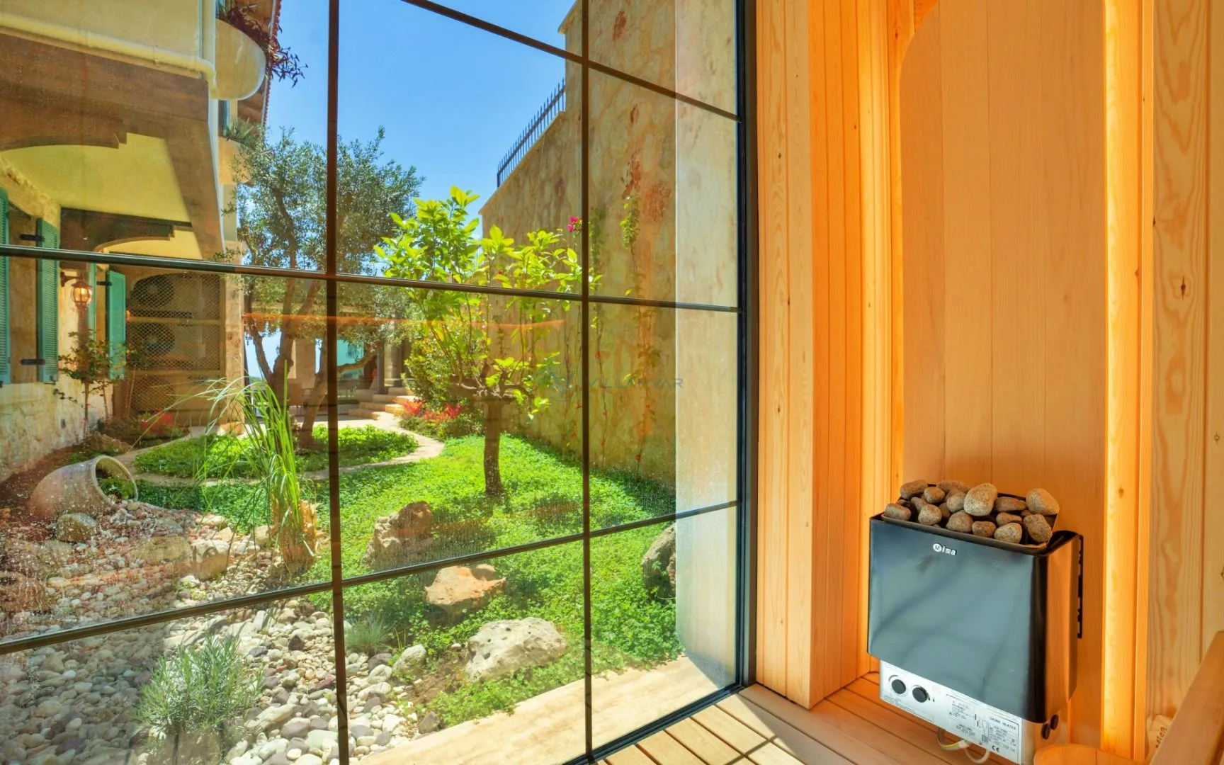 Muses Villa Erato