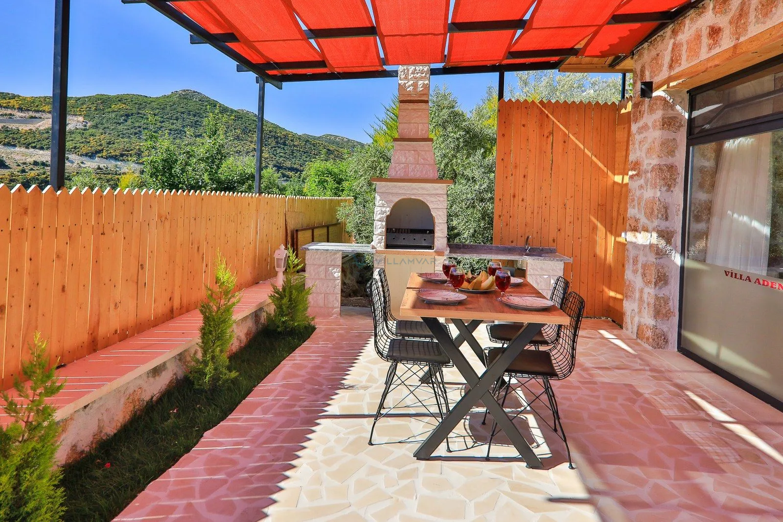 Villa Nidia