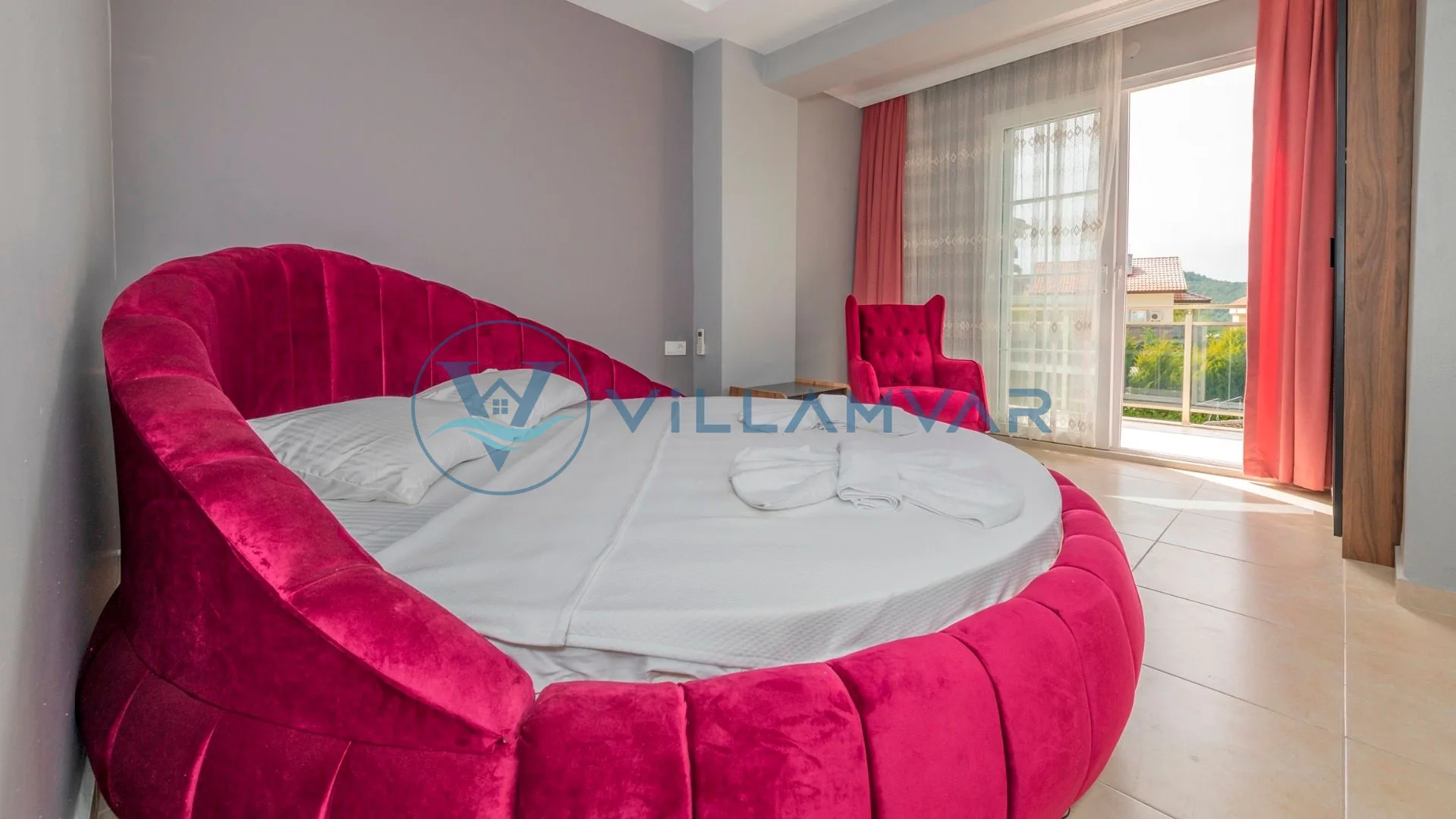 Villa Blur