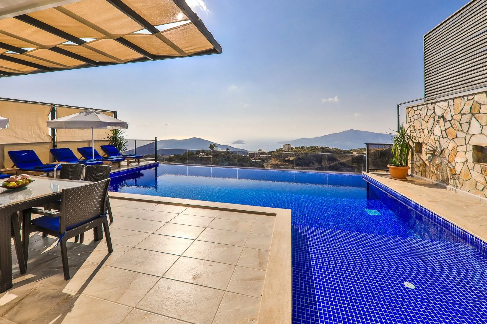 Villa Blue Star