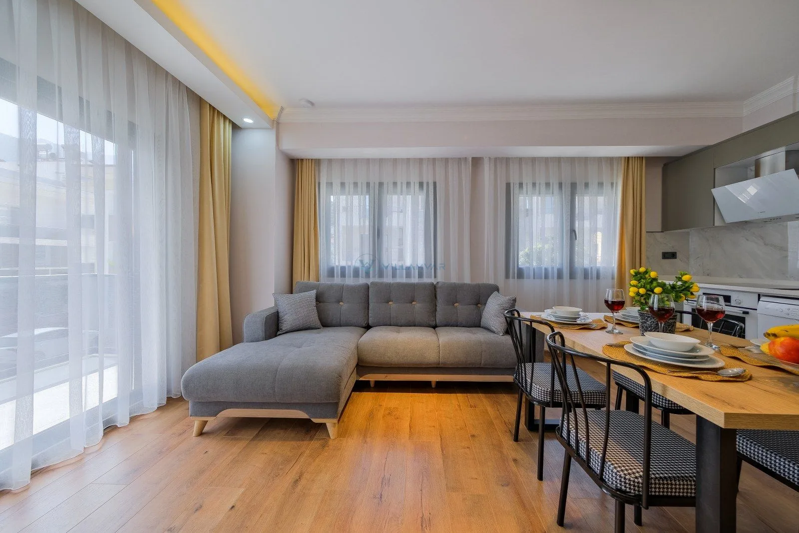 Light Suite Apart 3